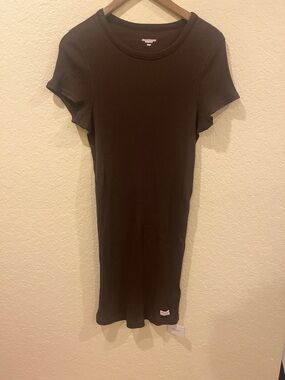 Alexander Wang Ribbed Short-Sleeve Tunic in Dark Brown